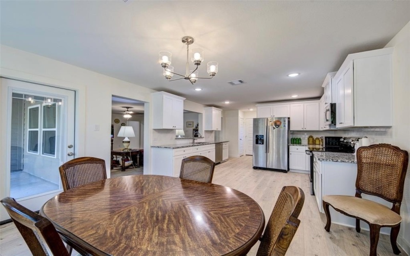 112 Hogan Place, Runaway Bay, TX 76426, 4 Habitaciones Habitaciones , ,2 BañosBaños,Residential,En Venta,112 Hogan Place,0,21064197