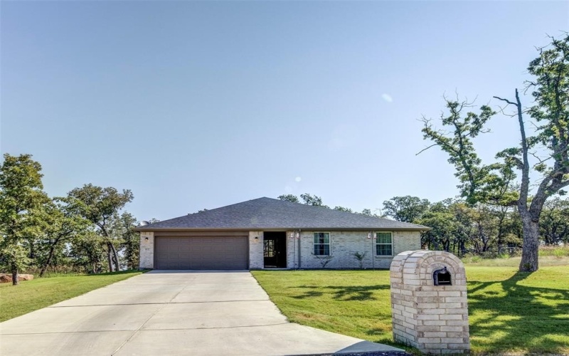 112 Hogan Place, Runaway Bay, TX 76426, 4 Habitaciones Habitaciones , ,2 BañosBaños,Residential,En Venta,112 Hogan Place,0,21064197