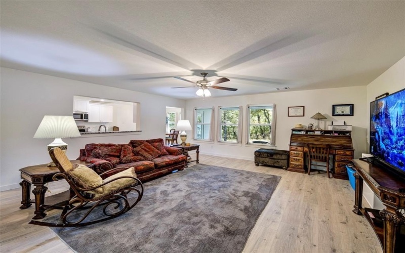 112 Hogan Place, Runaway Bay, TX 76426, 4 Habitaciones Habitaciones , ,2 BañosBaños,Residential,En Venta,112 Hogan Place,0,21064197