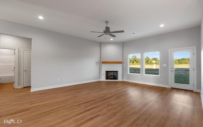 9509 Frenchmen, Shreveport, LA 71106, 4 Habitaciones Habitaciones , ,2 BañosBaños,Residential,En Venta,9509 Frenchmen,0,21064763