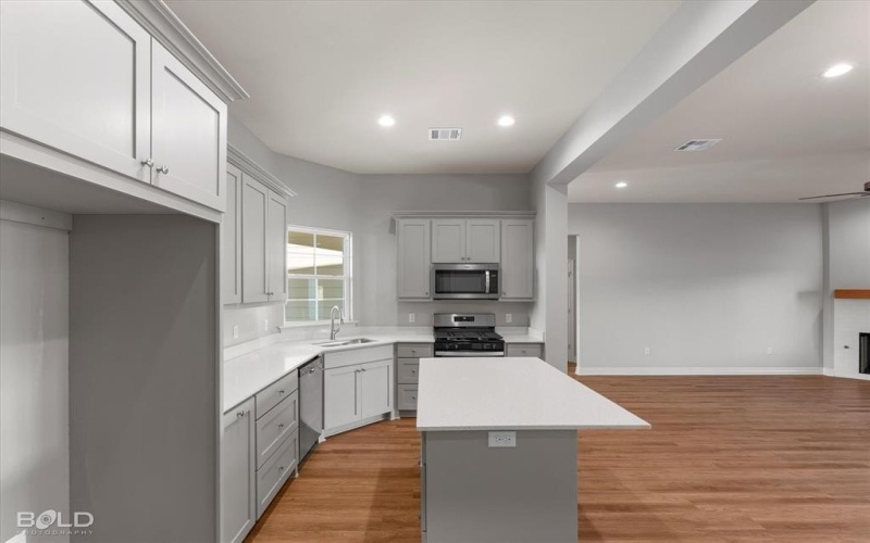 9509 Frenchmen, Shreveport, LA 71106, 4 Habitaciones Habitaciones , ,2 BañosBaños,Residential,En Venta,9509 Frenchmen,0,21064763