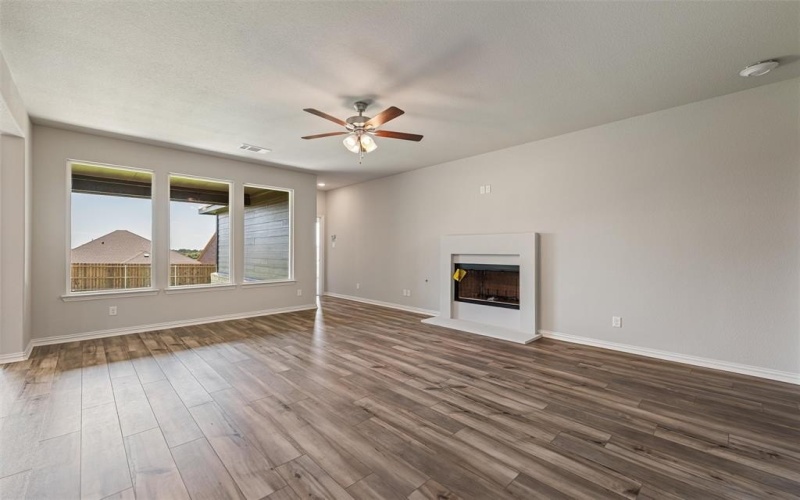 3522 Columbus Street, Gainesville, TX 76240, 4 Habitaciones Habitaciones , ,2 BañosBaños,Residential,En Venta,3522 Columbus Street,0,21064787