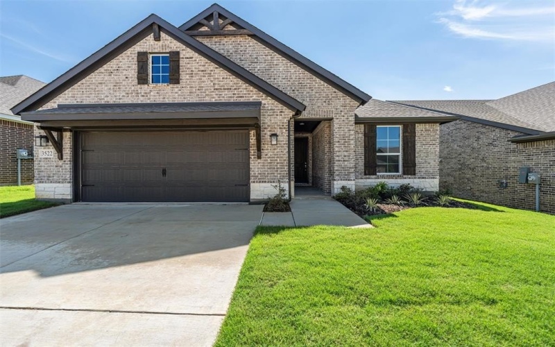 3522 Columbus Street, Gainesville, TX 76240, 4 Habitaciones Habitaciones , ,2 BañosBaños,Residential,En Venta,3522 Columbus Street,0,21064787