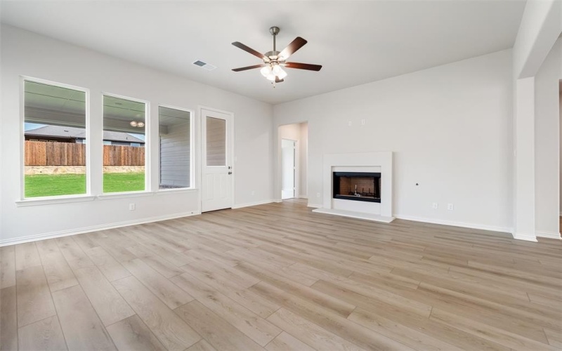 3529 Helena Street, Gainesville, TX 76240, 3 Habitaciones Habitaciones , ,2 BañosBaños,Residential,En Venta,3529 Helena Street,0,21064816