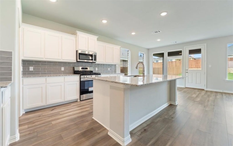 3527 Helena Street, Gainesville, TX 76240, 4 Bedrooms Bedrooms, ,2 BathroomsBathrooms,Residential,For Sale,3527 Helena Street,0,21064841