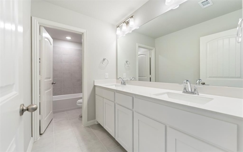 3527 Helena Street, Gainesville, TX 76240, 4 Bedrooms Bedrooms, ,2 BathroomsBathrooms,Residential,For Sale,3527 Helena Street,0,21064841