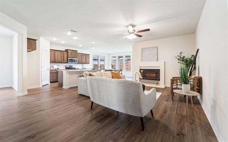 3531 Helena Street, Gainesville, TX 76240, 3 Bedrooms Bedrooms, ,2 BathroomsBathrooms,Residential,For Sale,3531 Helena Street,0,21064865