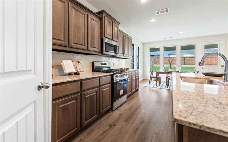 3531 Helena Street, Gainesville, TX 76240, 3 Bedrooms Bedrooms, ,2 BathroomsBathrooms,Residential,For Sale,3531 Helena Street,0,21064865