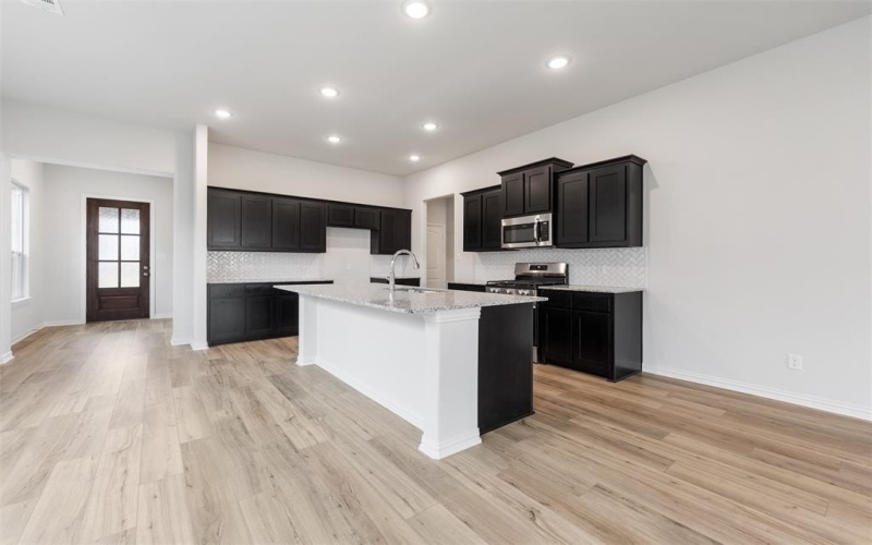 3510 Columbus Street, Gainesville, TX 76240, 3 Bedrooms Bedrooms, ,2 BathroomsBathrooms,Residential,For Sale,3510 Columbus Street,0,21064889