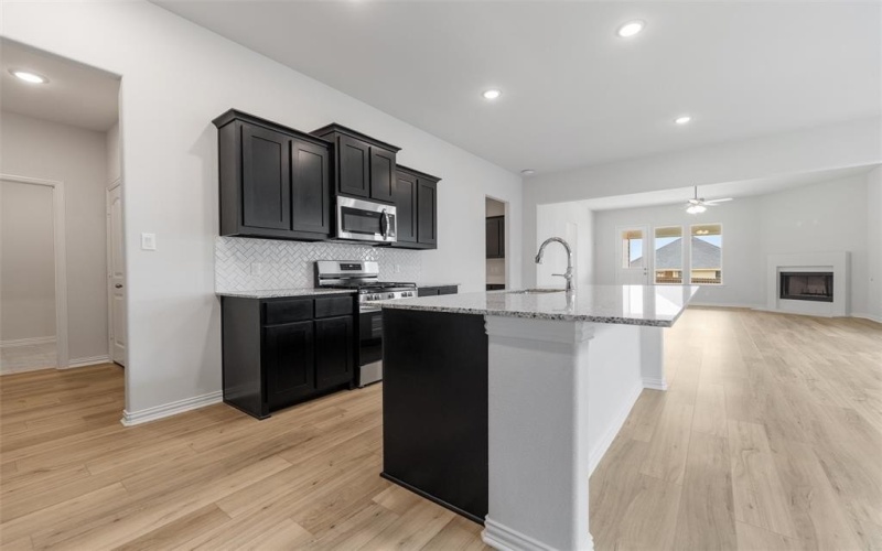 3510 Columbus Street, Gainesville, TX 76240, 3 Bedrooms Bedrooms, ,2 BathroomsBathrooms,Residential,For Sale,3510 Columbus Street,0,21064889