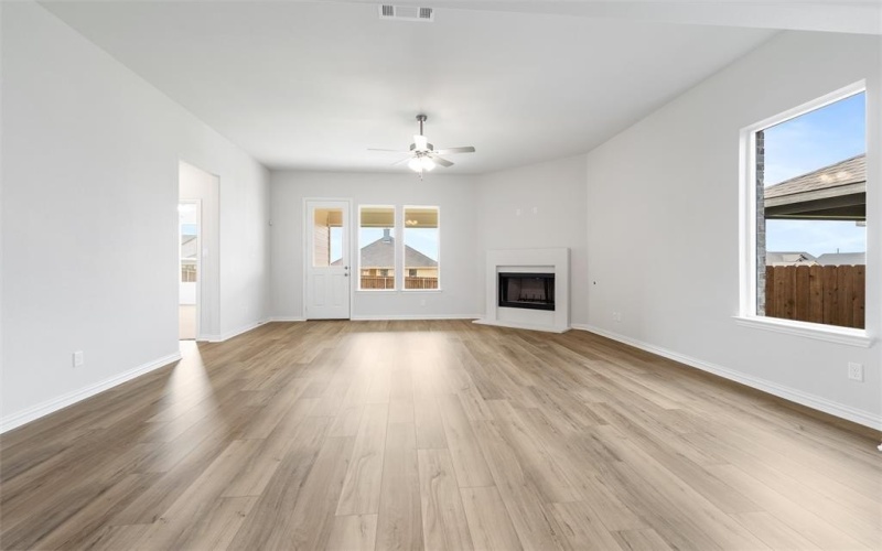 3510 Columbus Street, Gainesville, TX 76240, 3 Bedrooms Bedrooms, ,2 BathroomsBathrooms,Residential,For Sale,3510 Columbus Street,0,21064889