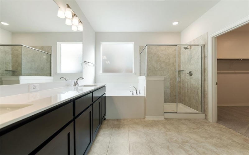 3510 Columbus Street, Gainesville, TX 76240, 3 Bedrooms Bedrooms, ,2 BathroomsBathrooms,Residential,For Sale,3510 Columbus Street,0,21064889