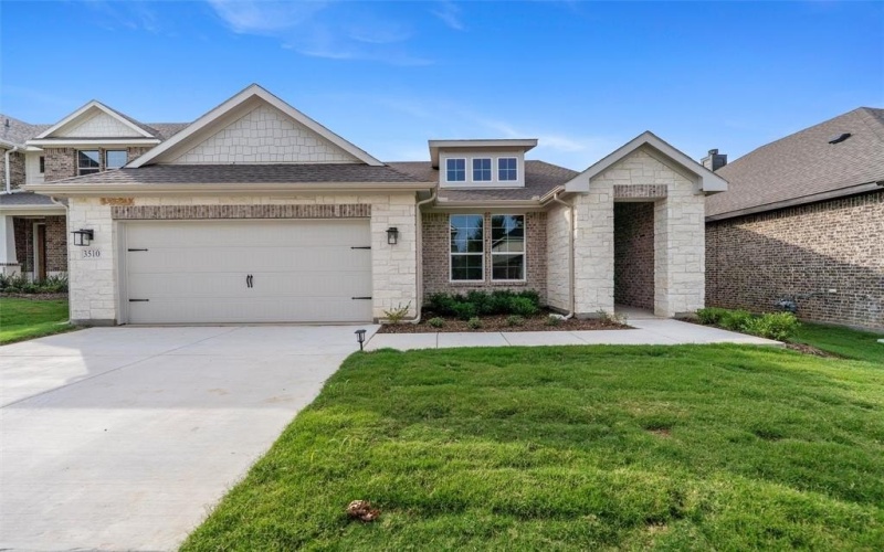 3510 Columbus Street, Gainesville, TX 76240, 3 Bedrooms Bedrooms, ,2 BathroomsBathrooms,Residential,For Sale,3510 Columbus Street,0,21064889