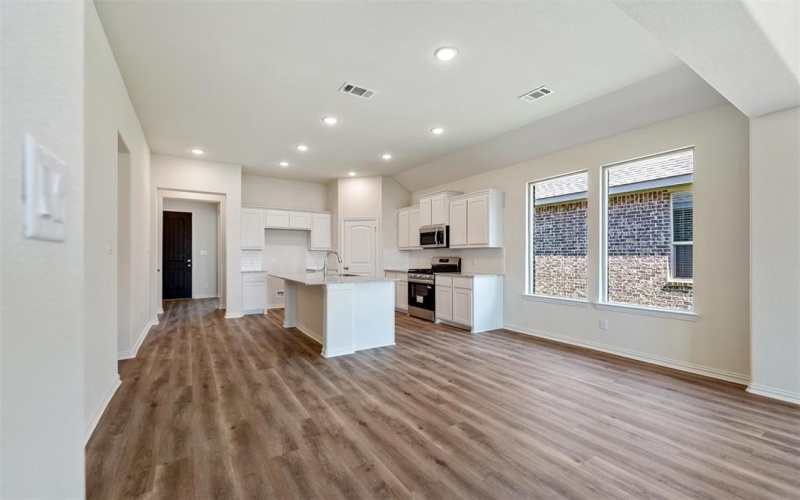 3524 Columbus Street, Gainesville, TX 76240, 4 Habitaciones Habitaciones , ,2 BañosBaños,Residential,En Venta,3524 Columbus Street,0,21064904