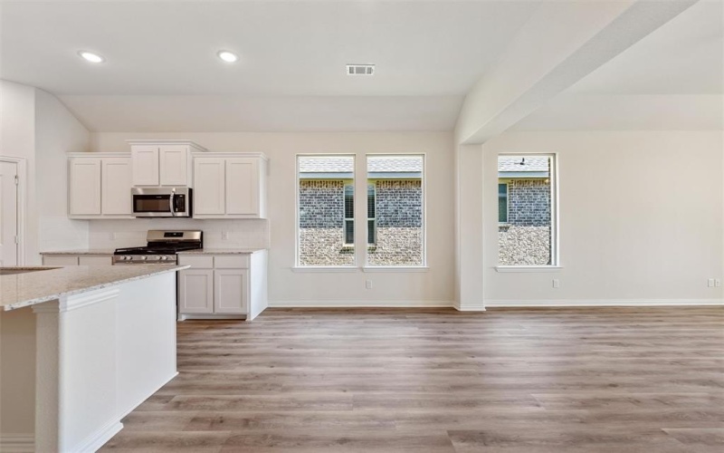 3524 Columbus Street, Gainesville, TX 76240, 4 Habitaciones Habitaciones , ,2 BañosBaños,Residential,En Venta,3524 Columbus Street,0,21064904