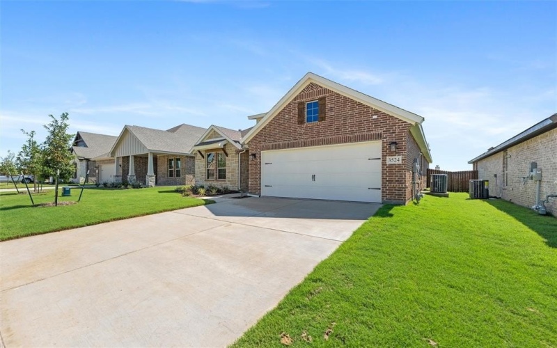 3524 Columbus Street, Gainesville, TX 76240, 4 Habitaciones Habitaciones , ,2 BañosBaños,Residential,En Venta,3524 Columbus Street,0,21064904