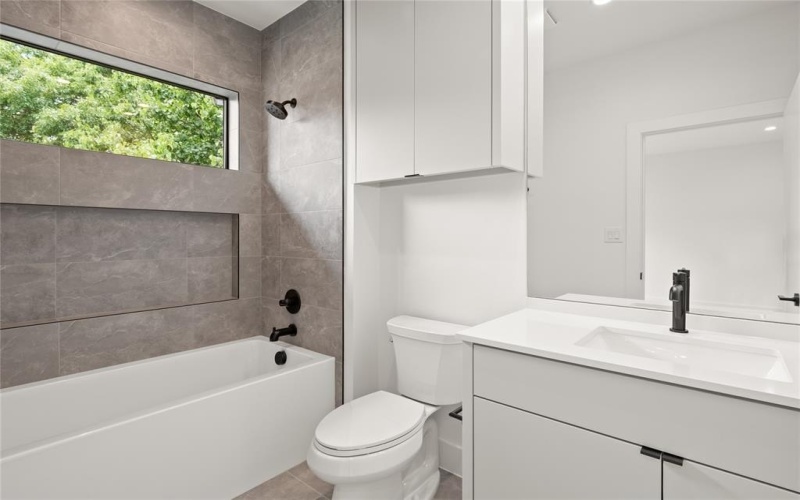 6026 Martel Avenue, Dallas, TX 75206, 5 Bedrooms Bedrooms, ,6 BathroomsBathrooms,Residential,For Sale,6026 Martel Avenue,0,21064964