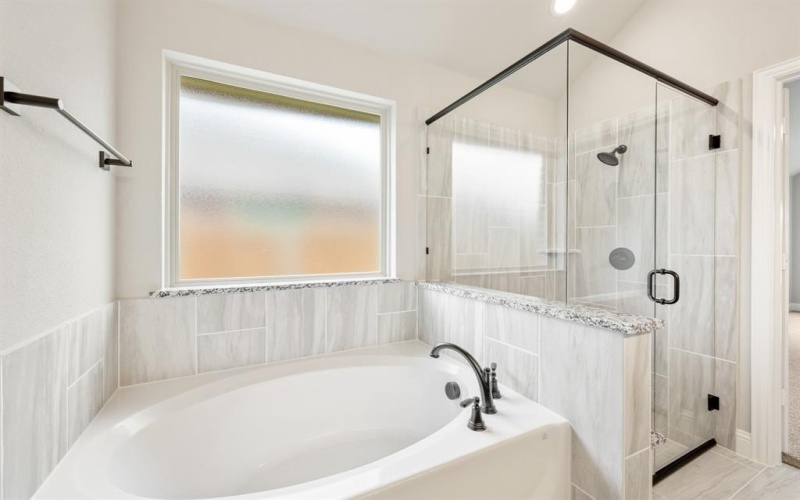 1305 Wrenwood Court, Red Oak, TX 75154, 3 Bedrooms Bedrooms, ,2 BathroomsBathrooms,Residential,For Sale,1305 Wrenwood Court,0,21064966