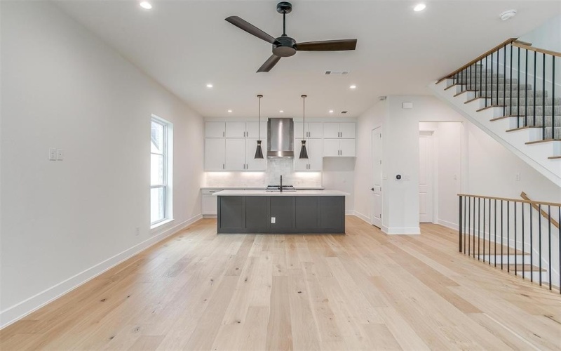 128 Garden Court E, Arlington, TX 76013, 2 Bedrooms Bedrooms, ,2 BathroomsBathrooms,Residential,For Sale,128 Garden Court E,0,21065082