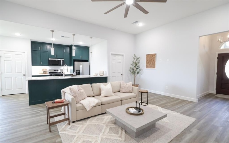 710 Narrow Street, Weatherford, TX 76086, 3 Habitaciones Habitaciones , ,2 BañosBaños,Residential,En Venta,710 Narrow Street,0,21065110