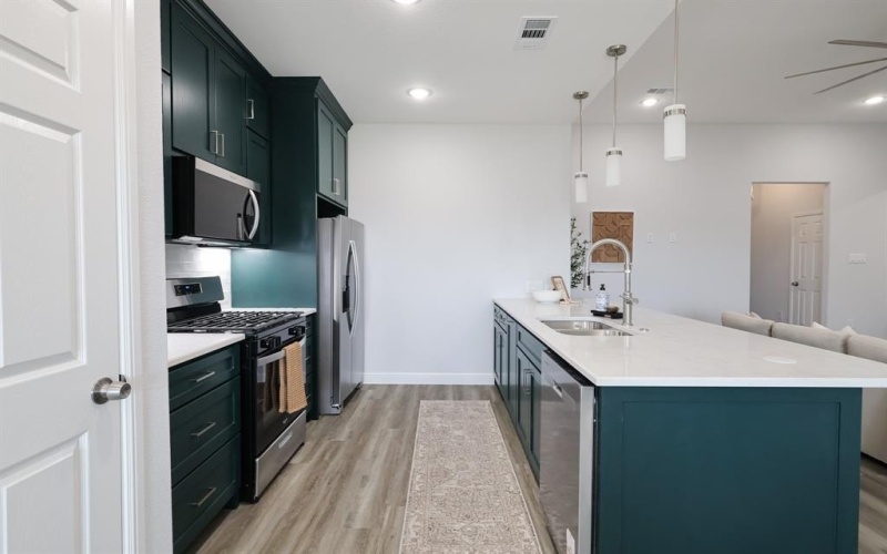 710 Narrow Street, Weatherford, TX 76086, 3 Habitaciones Habitaciones , ,2 BañosBaños,Residential,En Venta,710 Narrow Street,0,21065110