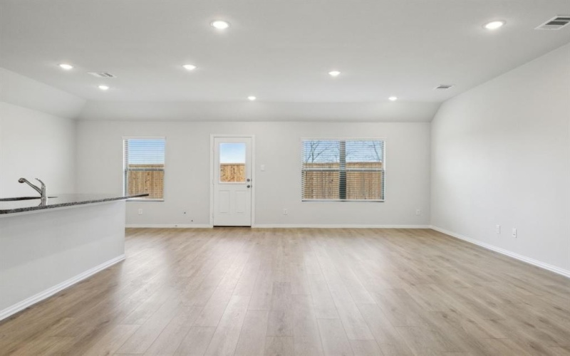 539 Forest Haven Drive, Van Alstyne, TX 75495, 4 Bedrooms Bedrooms, ,3 BathroomsBathrooms,Residential,For Sale,539 Forest Haven Drive,0,21065219