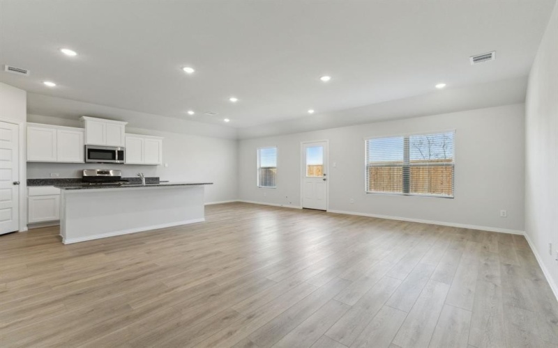 539 Forest Haven Drive, Van Alstyne, TX 75495, 4 Bedrooms Bedrooms, ,3 BathroomsBathrooms,Residential,For Sale,539 Forest Haven Drive,0,21065219