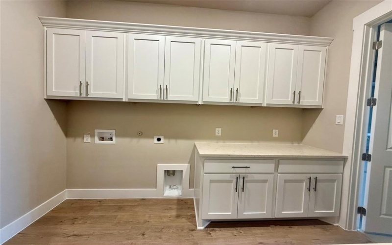 901 Capella Lane, Mansfield, TX 76063, 2 Bedrooms Bedrooms, ,2 BathroomsBathrooms,Residential,For Sale,901 Capella Lane,0,21065267
