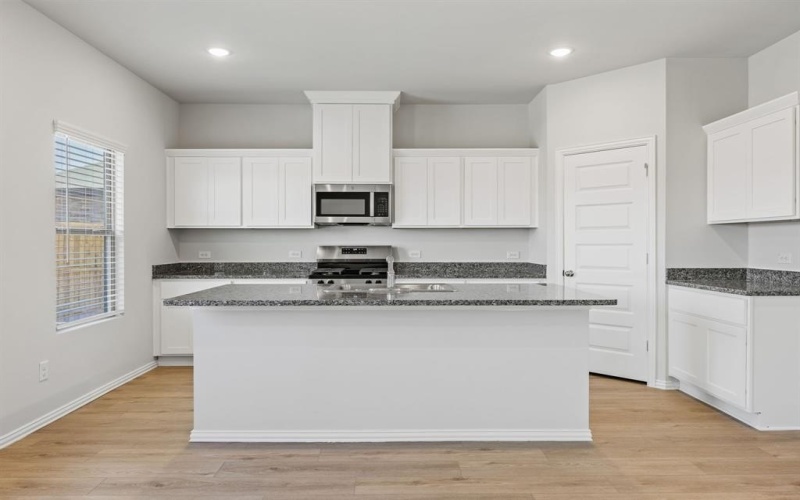 528 Stone Hollow Drive, Van Alstyne, TX 75495, 5 Bedrooms Bedrooms, ,3 BathroomsBathrooms,Residential,For Sale,528 Stone Hollow Drive,0,21065347