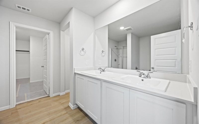 528 Stone Hollow Drive, Van Alstyne, TX 75495, 5 Bedrooms Bedrooms, ,3 BathroomsBathrooms,Residential,For Sale,528 Stone Hollow Drive,0,21065347