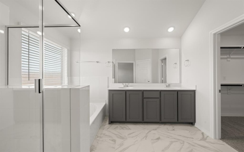 1184 Oak Spring Drive, Burleson, TX 76028, 4 Bedrooms Bedrooms, ,2 BathroomsBathrooms,Residential,For Sale,1184 Oak Spring Drive,0,21065428