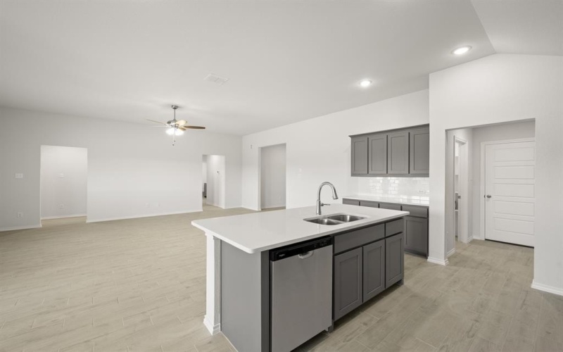 1184 Oak Spring Drive, Burleson, TX 76028, 4 Bedrooms Bedrooms, ,2 BathroomsBathrooms,Residential,For Sale,1184 Oak Spring Drive,0,21065428