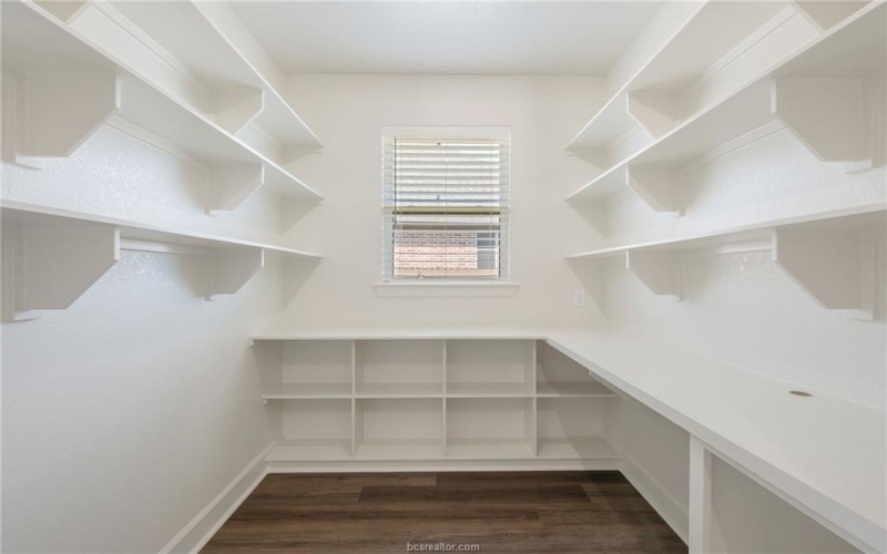 4388 Iron Mountain Dr, Bryan, TX 77802, 3 Bedrooms Bedrooms, ,3 BathroomsBathrooms,Residential,For Sale,4388 Iron Mountain Dr,0,25010049