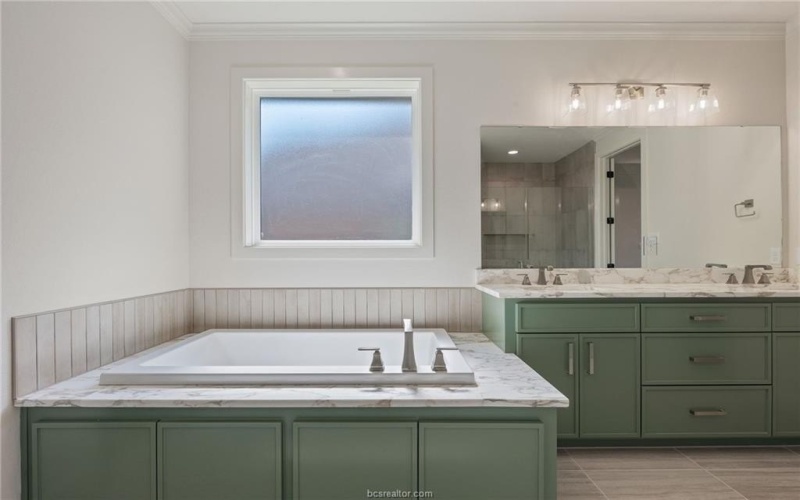 4388 Iron Mountain Dr, Bryan, TX 77802, 3 Bedrooms Bedrooms, ,3 BathroomsBathrooms,Residential,For Sale,4388 Iron Mountain Dr,0,25010049