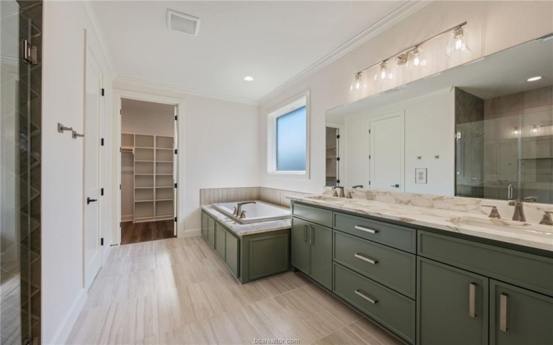 4388 Iron Mountain Dr, Bryan, TX 77802, 3 Bedrooms Bedrooms, ,3 BathroomsBathrooms,Residential,For Sale,4388 Iron Mountain Dr,0,25010049