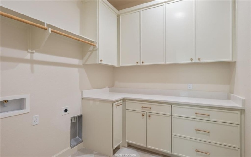 4388 Iron Mountain Dr, Bryan, TX 77802, 3 Bedrooms Bedrooms, ,3 BathroomsBathrooms,Residential,For Sale,4388 Iron Mountain Dr,0,25010049