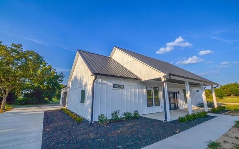212 Country lane, Malakoff, TX 75148, 3 Bedrooms Bedrooms, ,2 BathroomsBathrooms,Residential,For Sale,212 Country lane,0,21065049