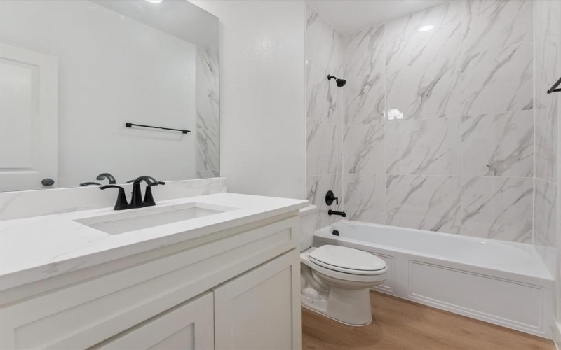 190 Kapuna Drive, Tool, TX 75143, 4 Habitaciones Habitaciones , ,2 BañosBaños,Residential,En Venta,190 Kapuna Drive,0,21059595