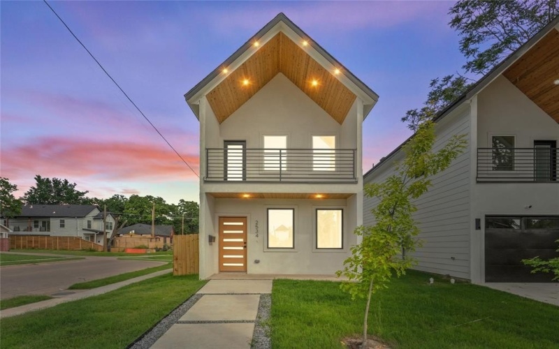 2534 Pennsylvania Avenue, Dallas, TX 75215, 3 Habitaciones Habitaciones , ,2 BañosBaños,Residential,En Venta,2534 Pennsylvania Avenue,0,21065478