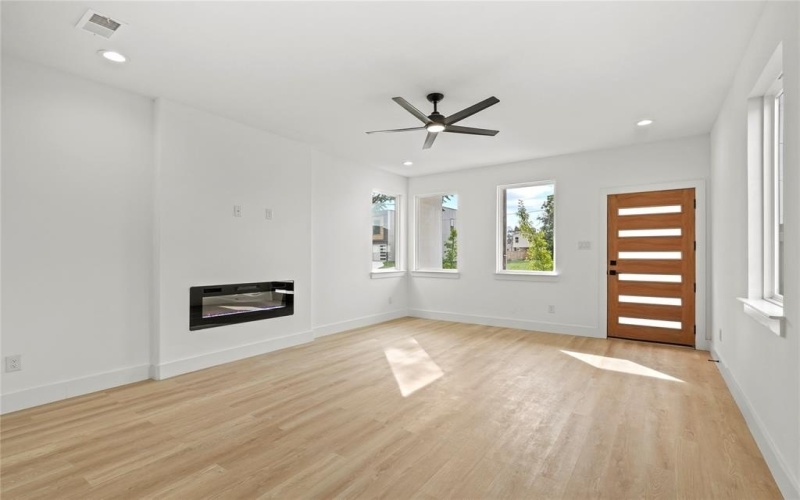 2534 Pennsylvania Avenue, Dallas, TX 75215, 3 Habitaciones Habitaciones , ,2 BañosBaños,Residential,En Venta,2534 Pennsylvania Avenue,0,21065478