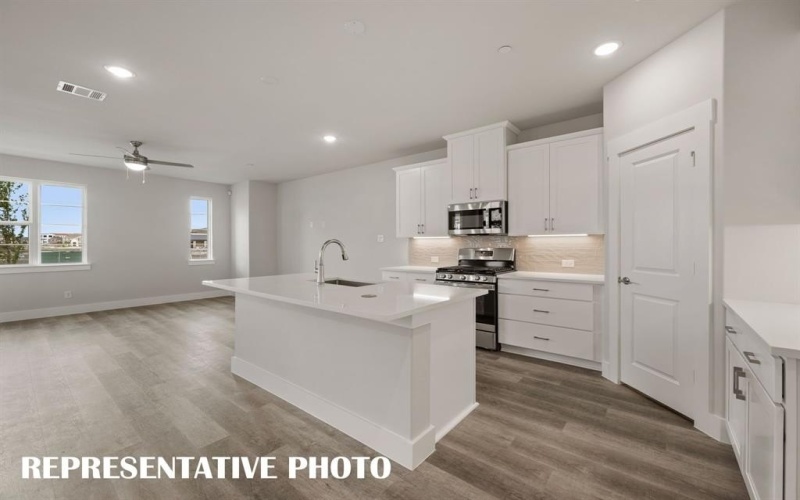 4517 Lamplights Drive, Prosper, TX 75078, 3 Bedrooms Bedrooms, ,2 BathroomsBathrooms,Residential,For Sale,4517 Lamplights Drive,0,21065604
