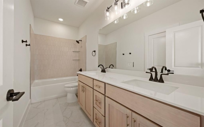 2536 Red Tailed Hawk Lane, McKinney, TX 75071, 3 Habitaciones Habitaciones , ,2 BañosBaños,Residential,En Venta,2536 Red Tailed Hawk Lane,0,21065748