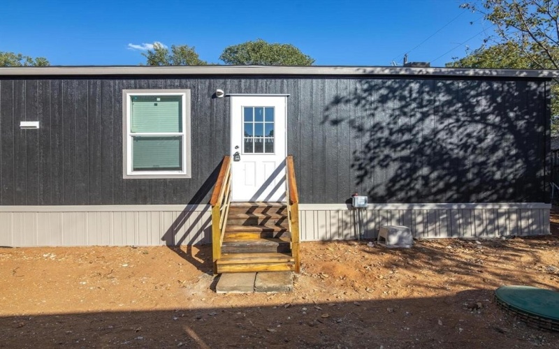 7173 Floral Street, Azle, TX 76020, 2 Bedrooms Bedrooms, ,2 BathroomsBathrooms,Residential,For Sale,7173 Floral Street,0,21065787