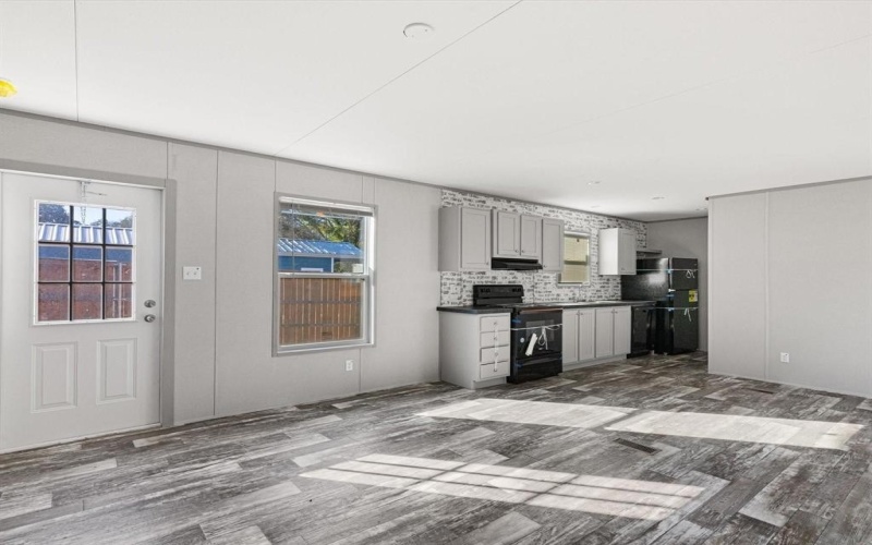 7173 Floral Street, Azle, TX 76020, 2 Bedrooms Bedrooms, ,2 BathroomsBathrooms,Residential,For Sale,7173 Floral Street,0,21065787