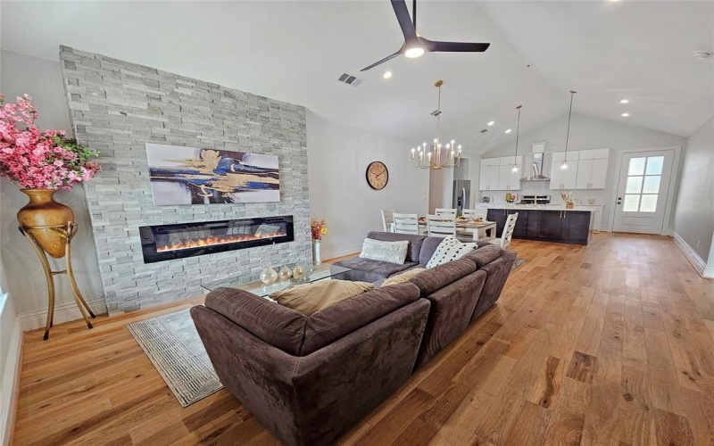 19412 County Road 4043, Kemp, TX 75143, 3 Habitaciones Habitaciones , ,2 BañosBaños,Residential,En Venta,19412 County Road 4043,0,21065800