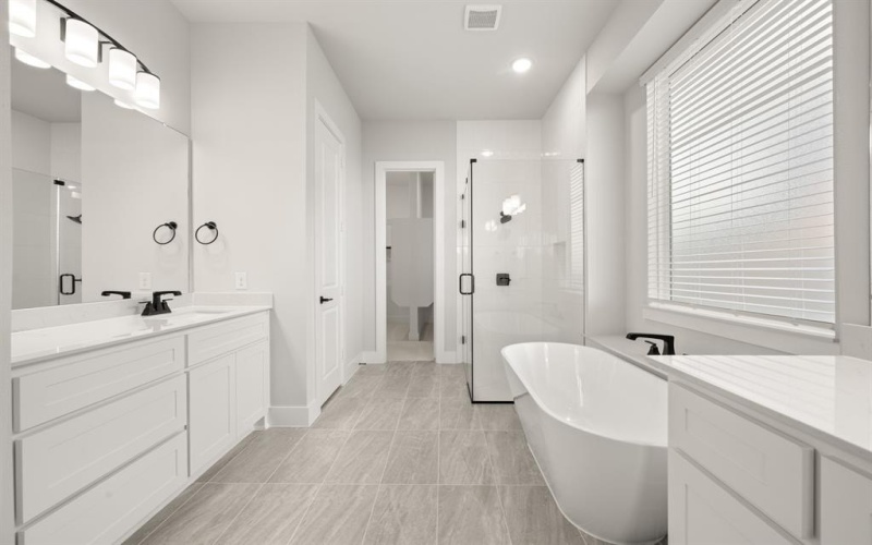 1104 Flock, Mansfield, TX 76063, 5 Bedrooms Bedrooms, ,5 BathroomsBathrooms,Residential,For Sale,1104 Flock,0,21065833