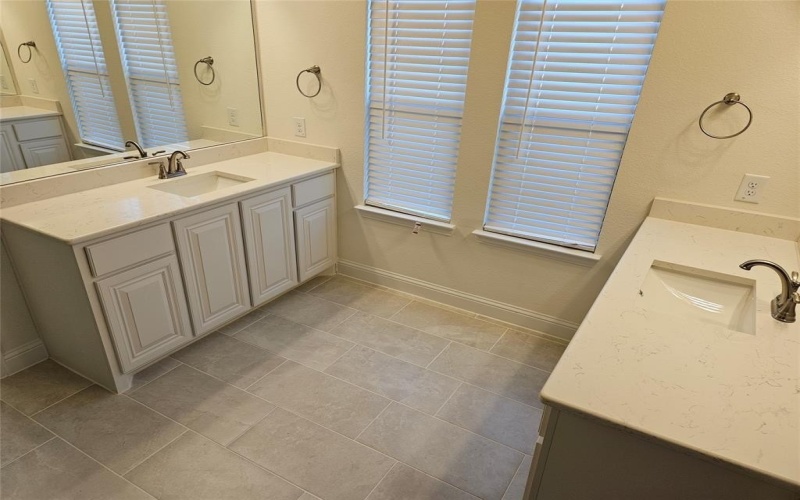 388 Willie's, Whitesboro, TX 76273, 5 Bedrooms Bedrooms, ,5 BathroomsBathrooms,Residential,For Sale,388 Willie's,0,21065900