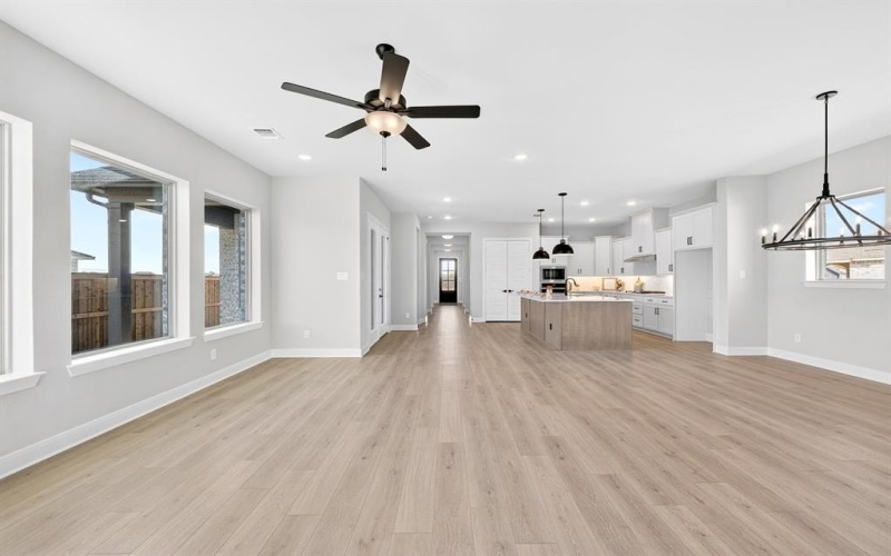 2079 Pine Grove Lane, Arlington, TX 76005, 3 Habitaciones Habitaciones , ,2 BañosBaños,Residential,En Venta,2079 Pine Grove Lane,0,21065911