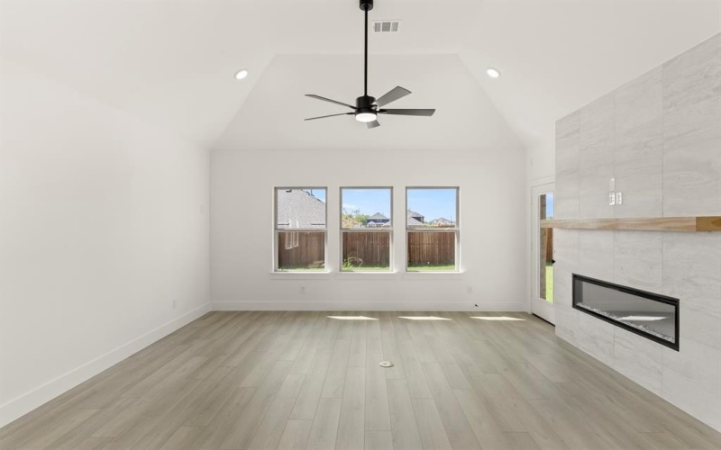 2503 Rolling Hills Drive, Melissa, TX 75454, 5 Habitaciones Habitaciones , ,3 BañosBaños,Residential,En Venta,2503 Rolling Hills Drive,0,21065923