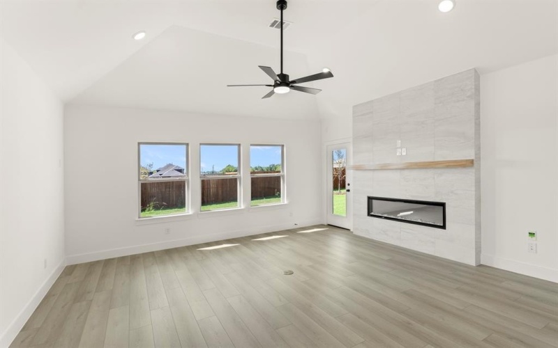 2503 Rolling Hills Drive, Melissa, TX 75454, 5 Habitaciones Habitaciones , ,3 BañosBaños,Residential,En Venta,2503 Rolling Hills Drive,0,21065923